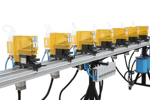 punching machine with multiple stations